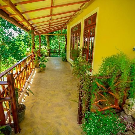 Happy Horizon Home Stay Елла Екстер'єр фото